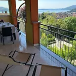 Penthouse Valentino Intra