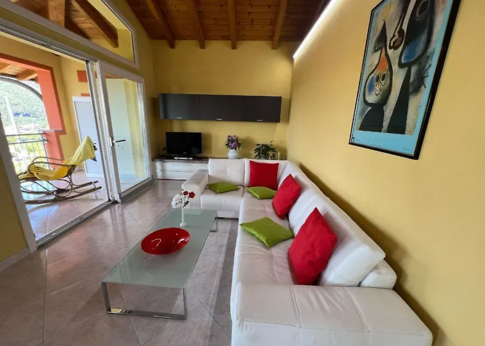 Penthouse Valentino 아파트 인트라