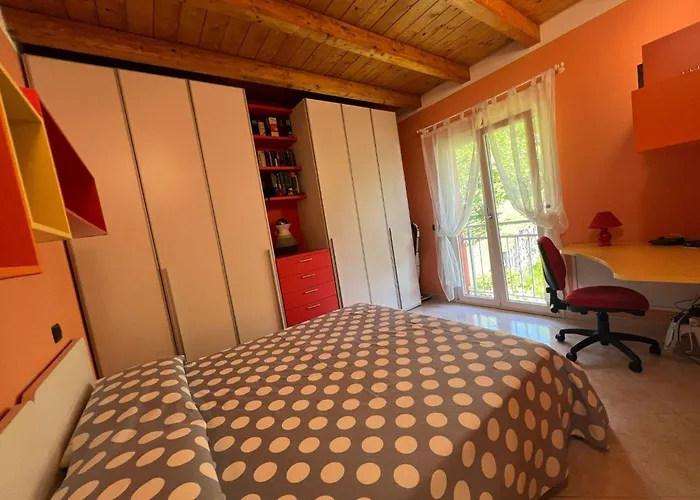 Penthouse Valentino 公寓